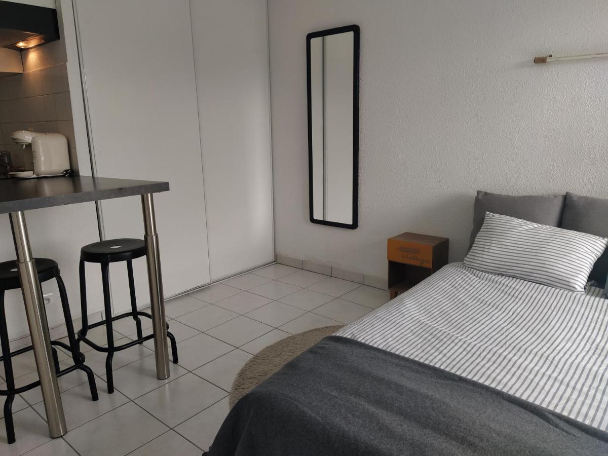 Cosy Angelu Apartment อองเกลต์ ภายนอก รูปภาพ